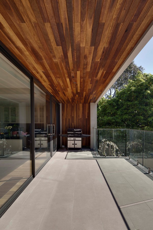Kew Pool House by Rebecca Naughtin Architect - Sheet10