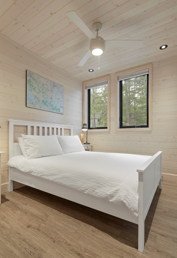 Kahshe Lake Cottage by Solares Architecture - Sheet11