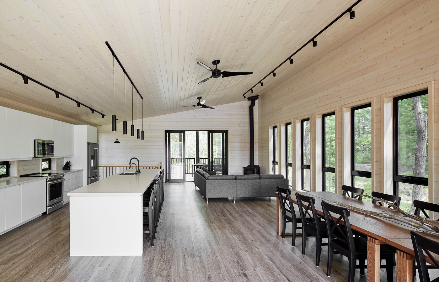 Kahshe Lake Cottage by Solares Architecture - Sheet13