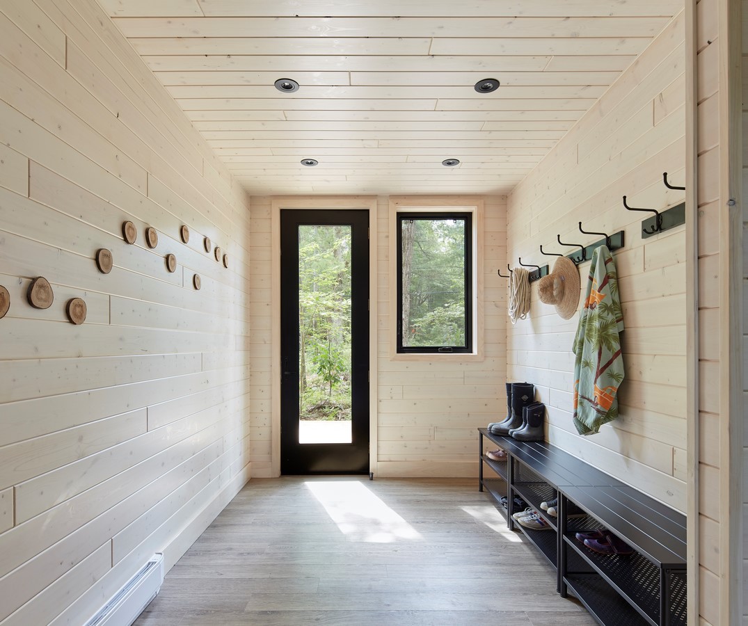 Kahshe Lake Cottage by Solares Architecture - Sheet7