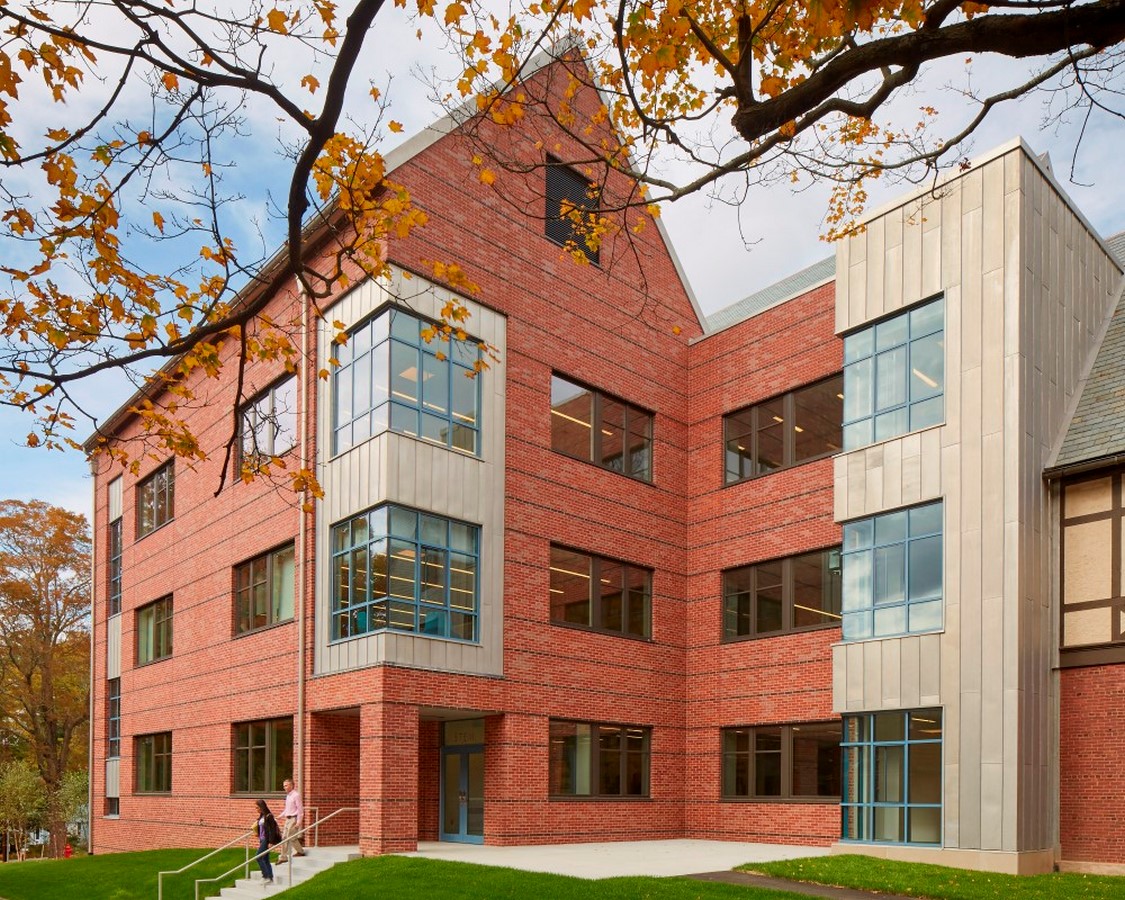 <span style="font-weight: 400;">STEM Center, St. Mark's School. ©www.arcusa.com</span>