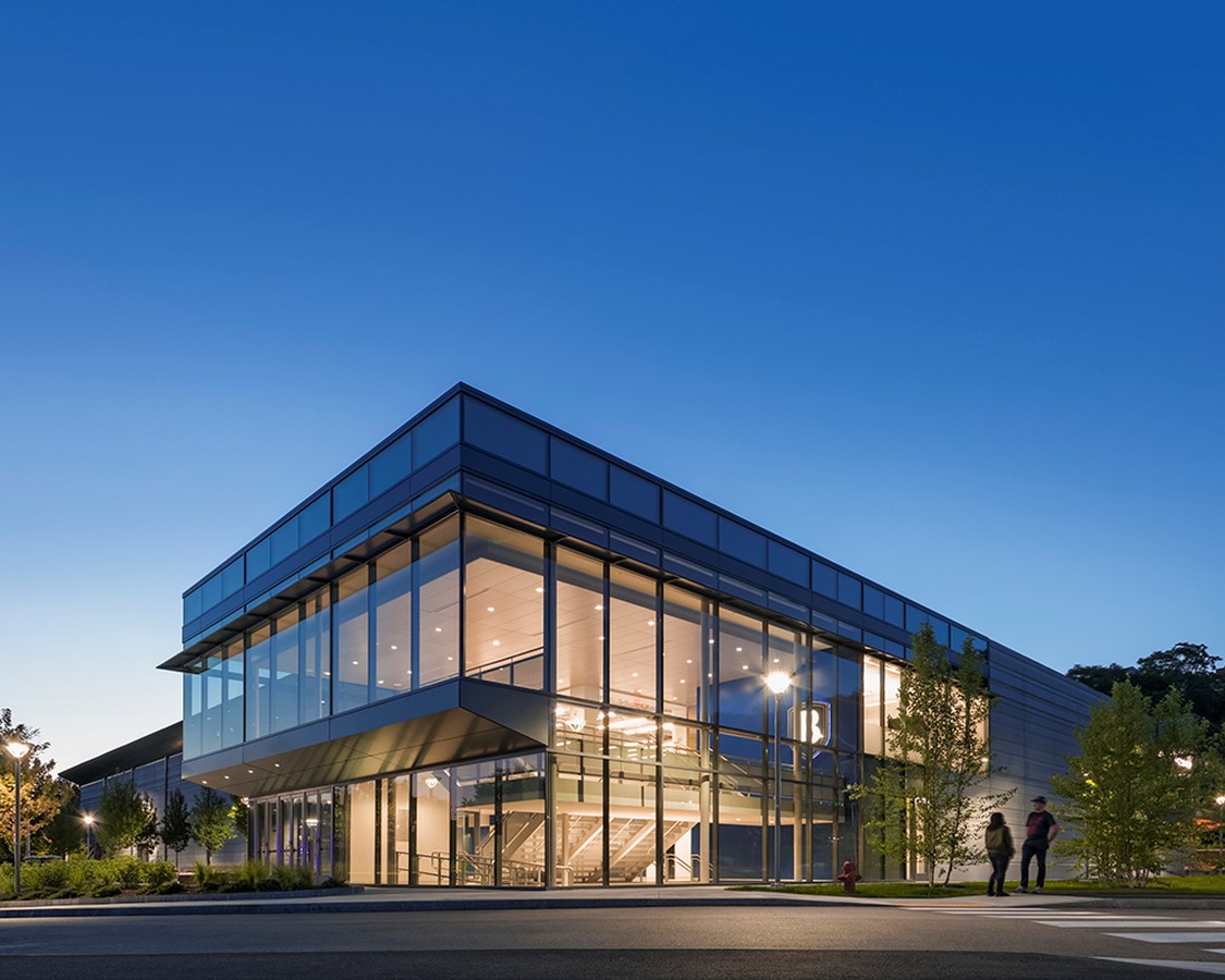 <span style="font-weight: 400;">Multipurpose Arena, Bentley University Campus. ©www.arcusa.com </span>