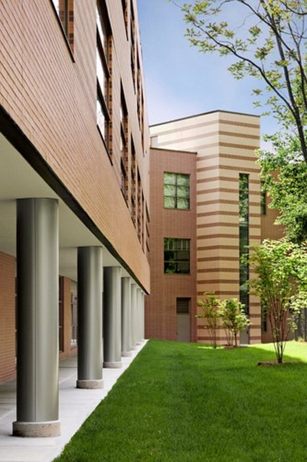 Sorg Architects- 10 Iconic Sustainable Projects - Sheet5