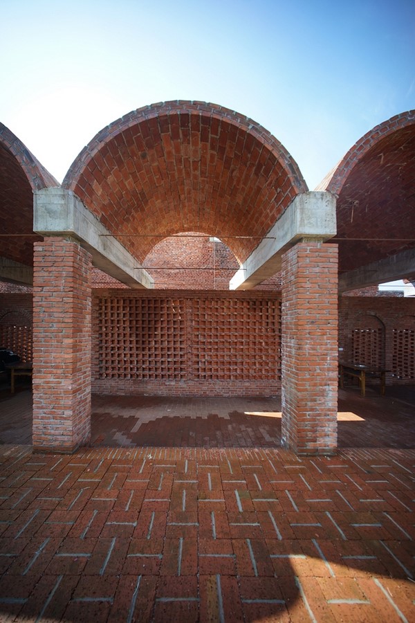 Red Brick Country Auditorium - Sheet2