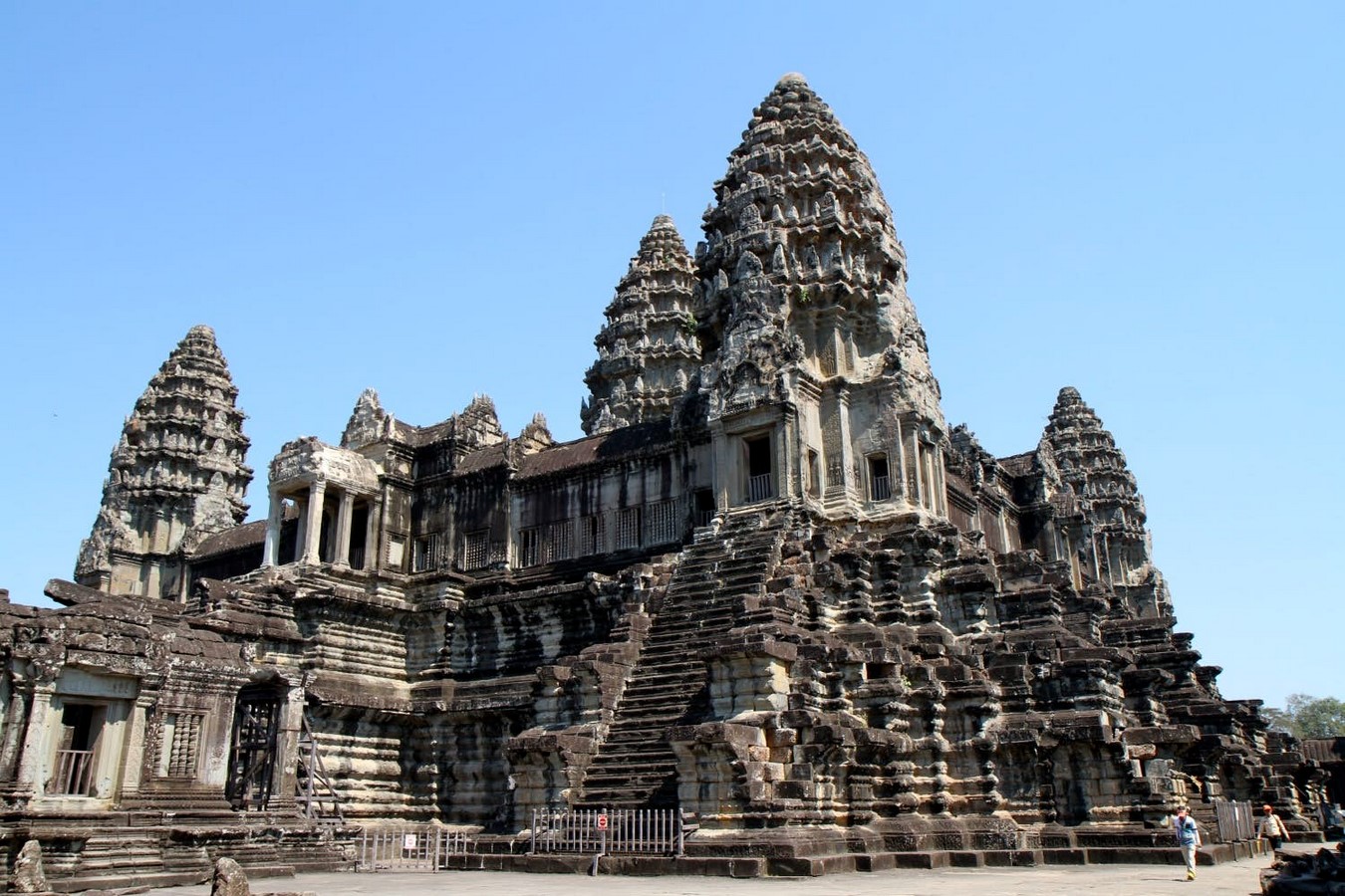 Temples to Visit Around the World for the Travelling Architect - Sheet3
