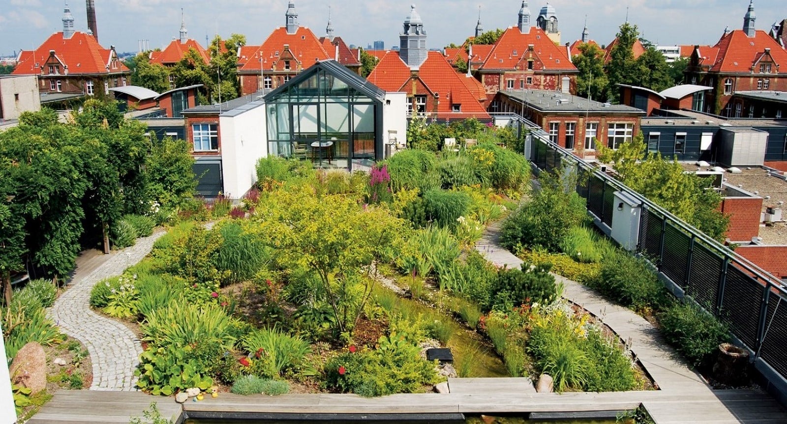 10 things to remember when designing rooftop gardens - Sheet4