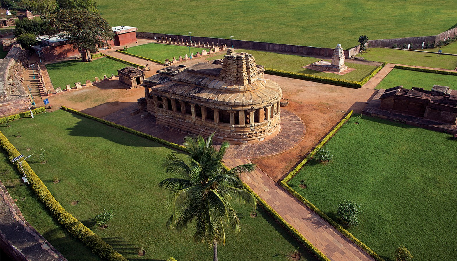 Places to visit in Aihole for the Travelling Architect