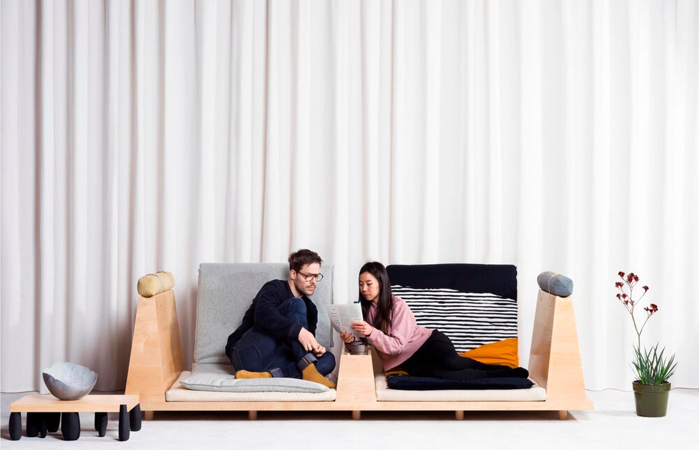 <b>Zabuton Sofa ©UMÉ Studio </b><span style="font-weight: 400;">(</span><a href="http://ume-studio.com/zabuton-sofa"><span style="font-weight: 400;">http://ume-studio.com/zabuton-sofa</span></a><span style="font-weight: 400;">) photographed by William Boice</span>