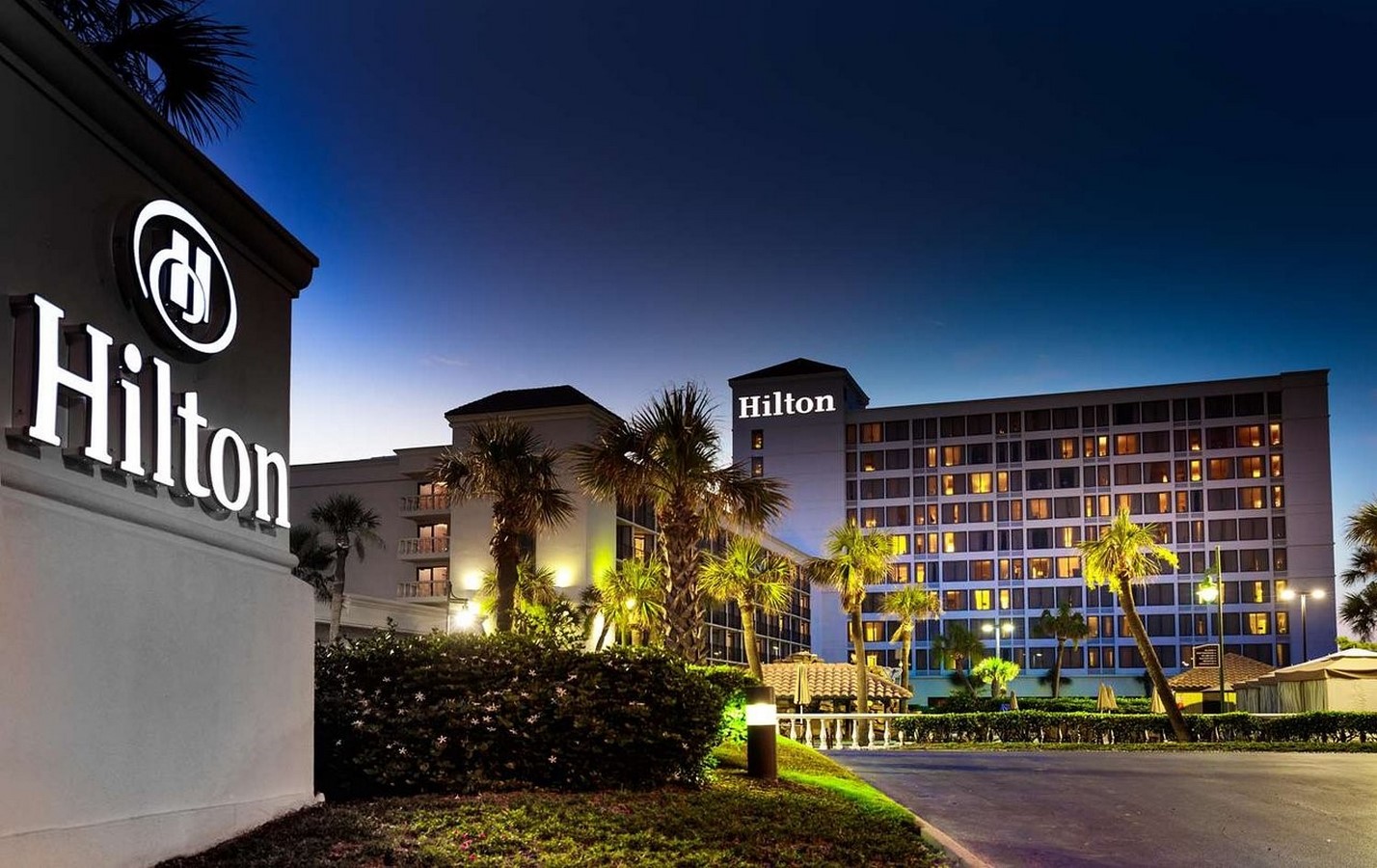 A look at Hilton Worldwide Hotel's Interiors - Sheet1
