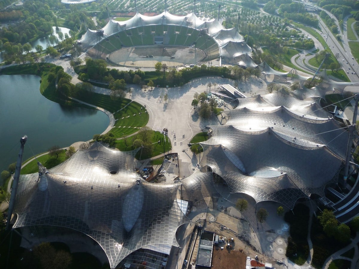 Theory in Architecture: Parametricism - Sheet3