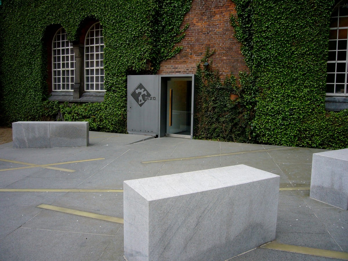 Danish Jewish Museum by Daniel Libeskind: Abright and Lighthearted Space - Sheet1