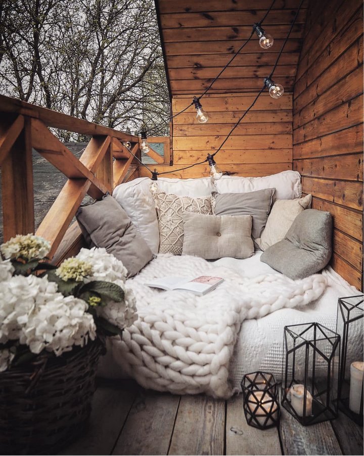 50 Ideas and Tips for Landscaping in an apartment balcony