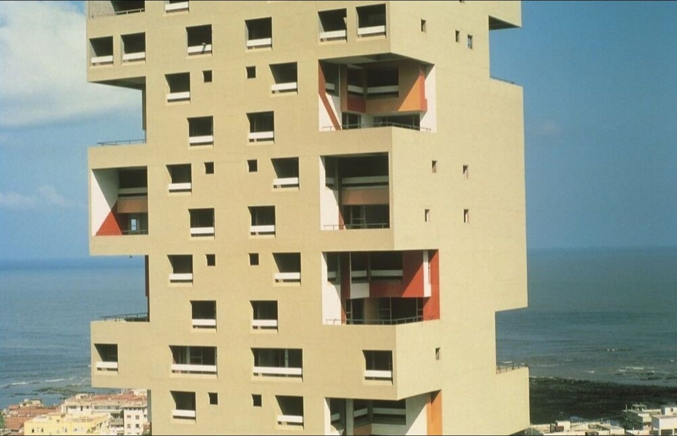 Kanchanjunga Apartments by Charles Correa: The Vertical Bungalows - Sheet1