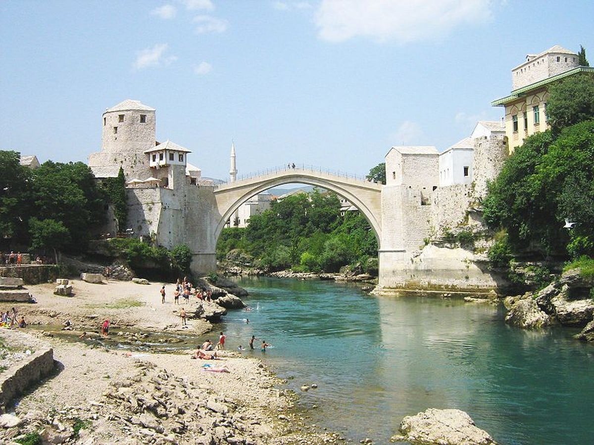 15 Cultural Structures that were destroyed during Wars - Sheet12