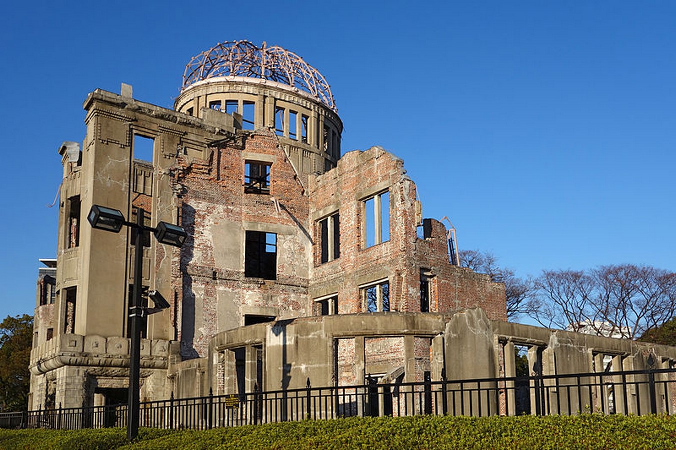 15 Cultural Structures that were destroyed during Wars - Sheet9