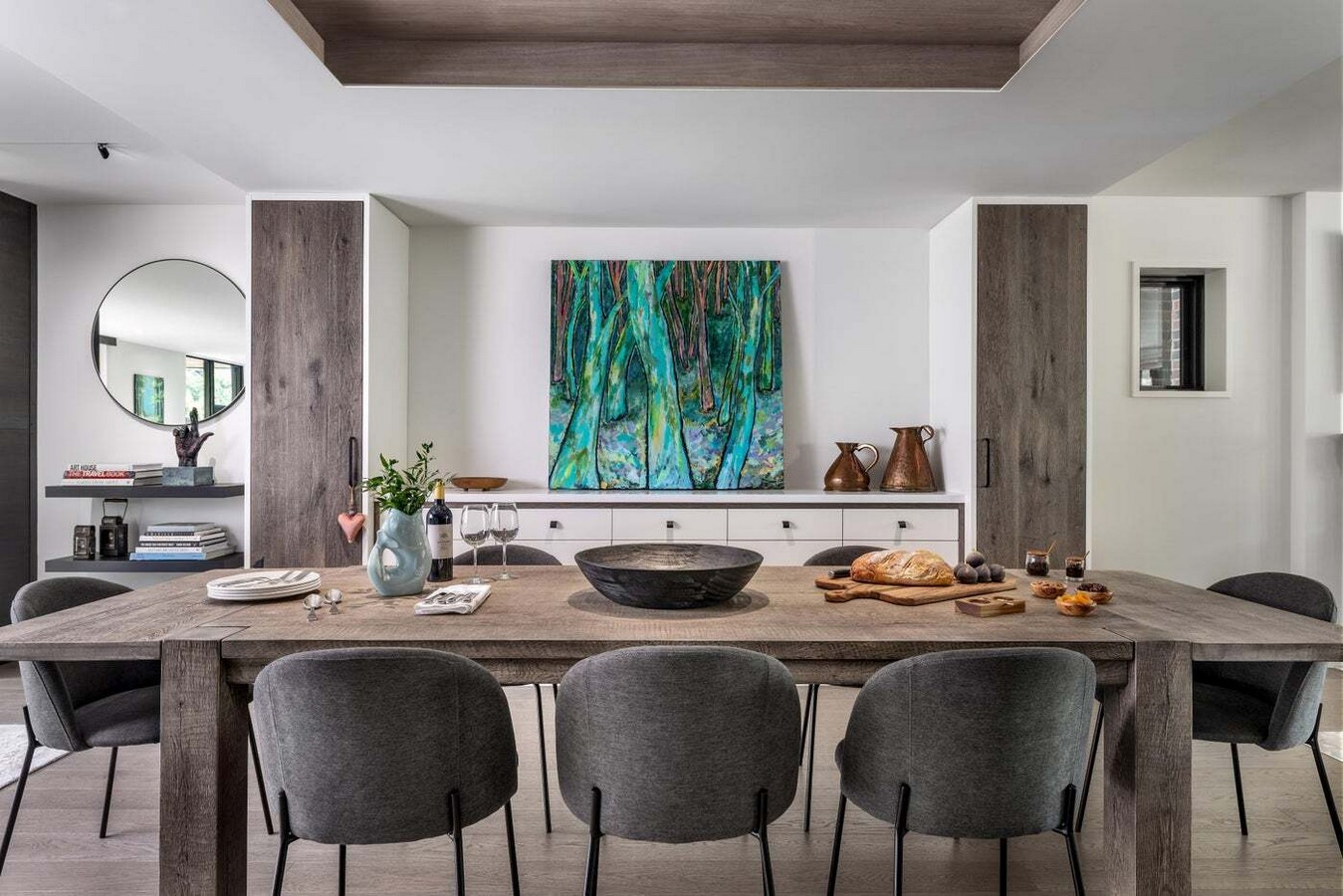 chaplin-dining-area_www.chairish.com