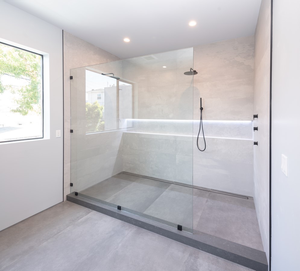 An Edgy Edge Property by Abramson Architects -Sheet6
