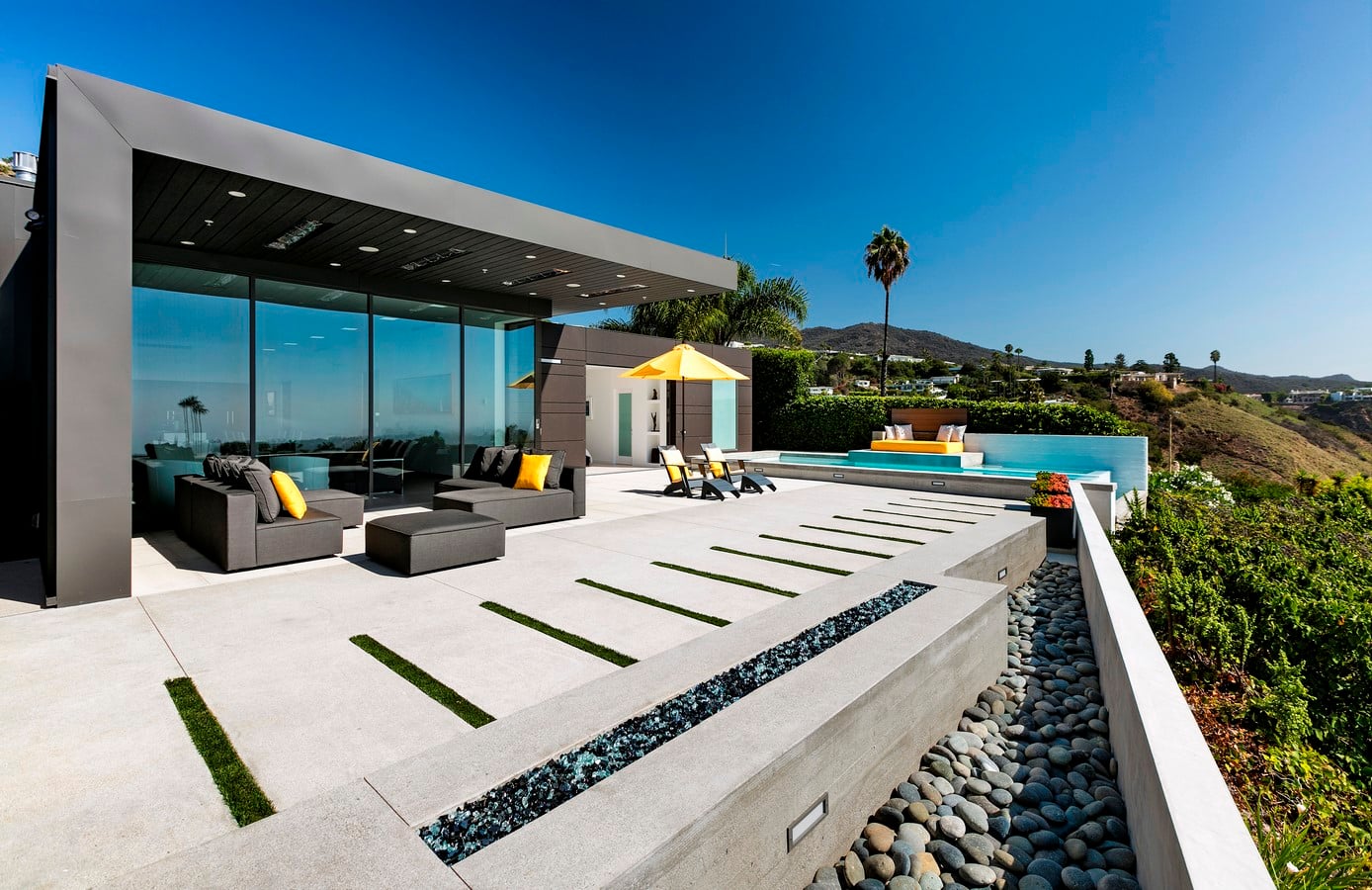 A Gallery-Worthy View by Abramson Architects - Sheet6