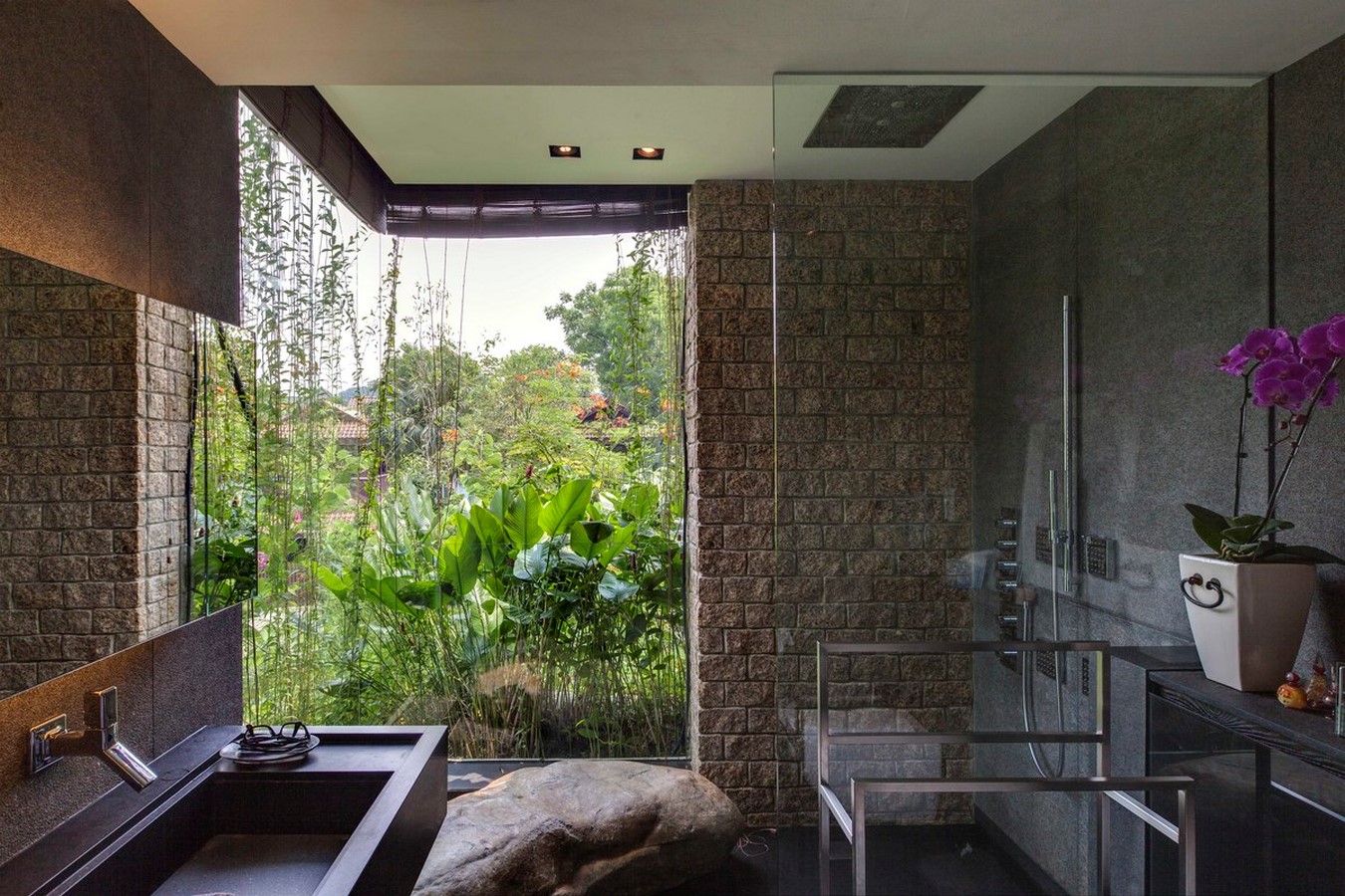 Tan_s Garden Villa by Aamer Architects - Sheet7