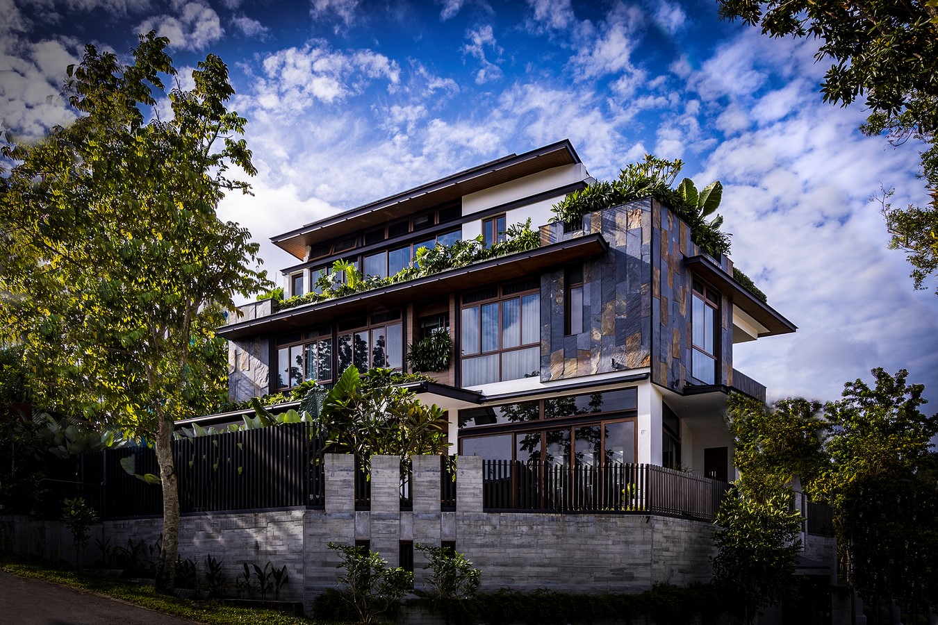 Diver's Home by Aamer Architects - Sheet5