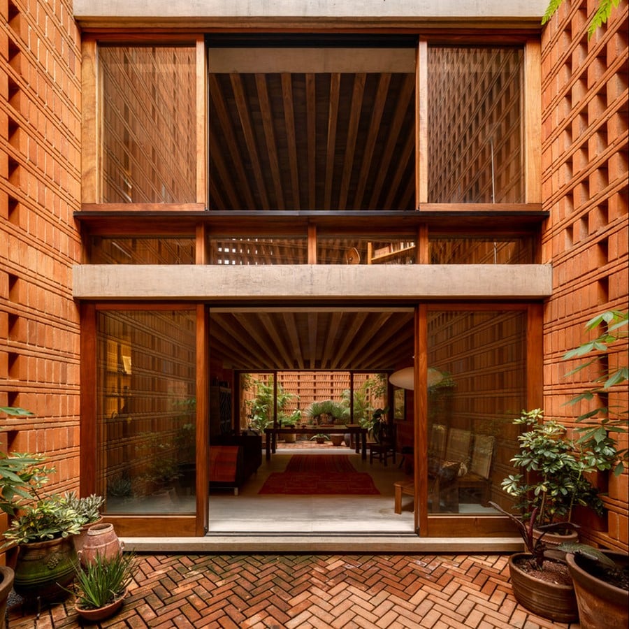 15 Lesser known Female Architects around the world that deserve limelight.