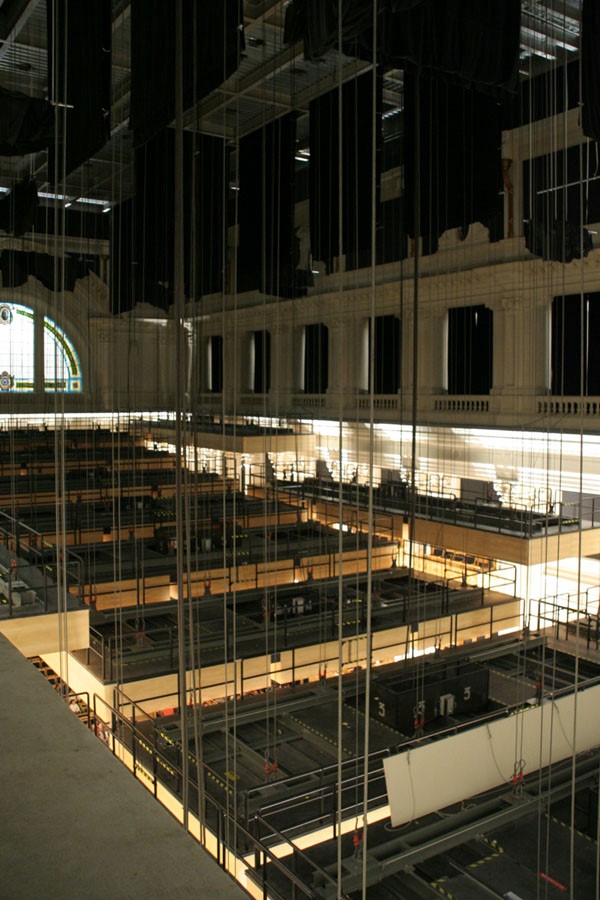 The Similarity between architecture and dance - Sheet 8