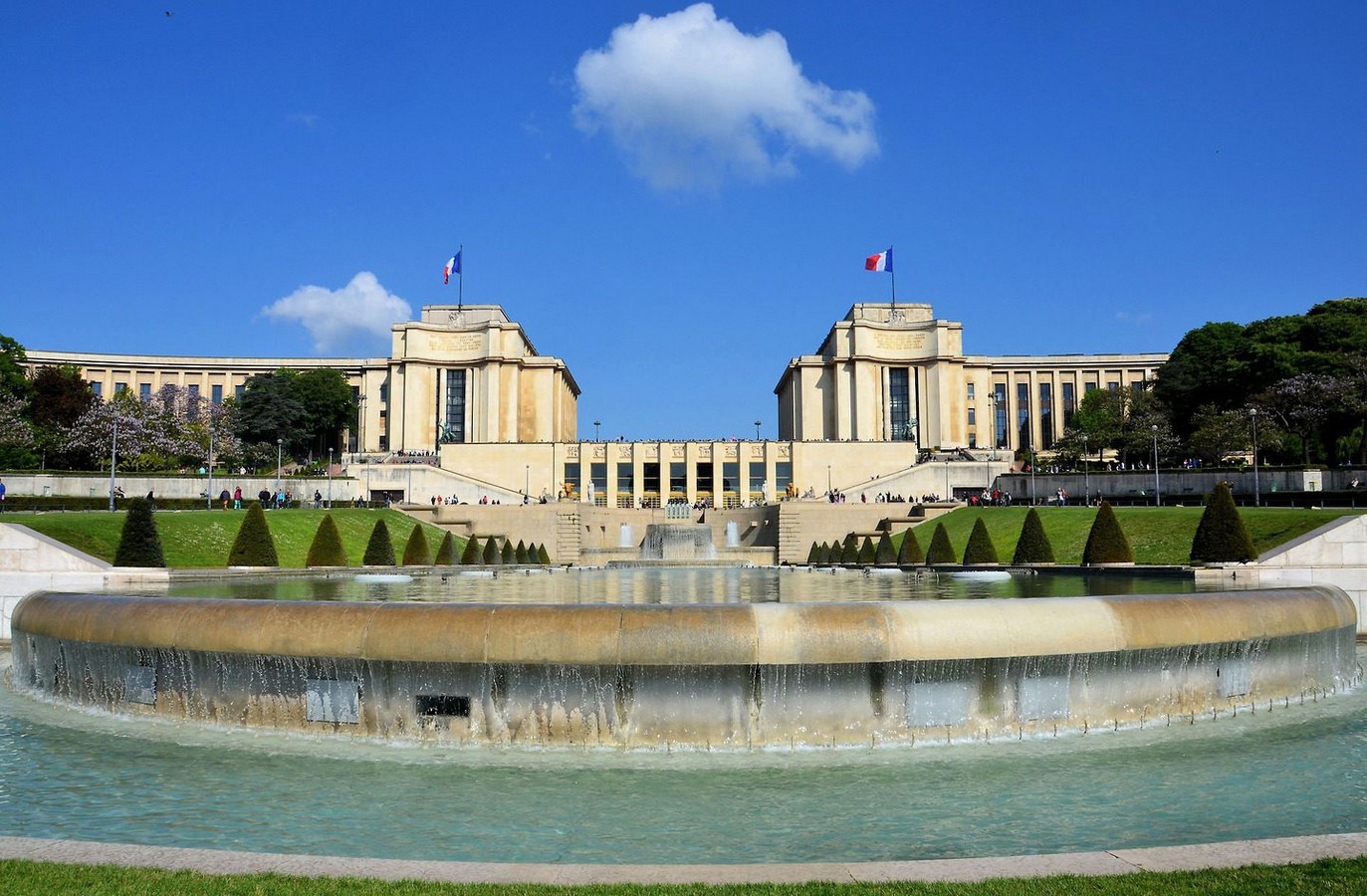 15 popular Art Deco building around the world - Sheet5
