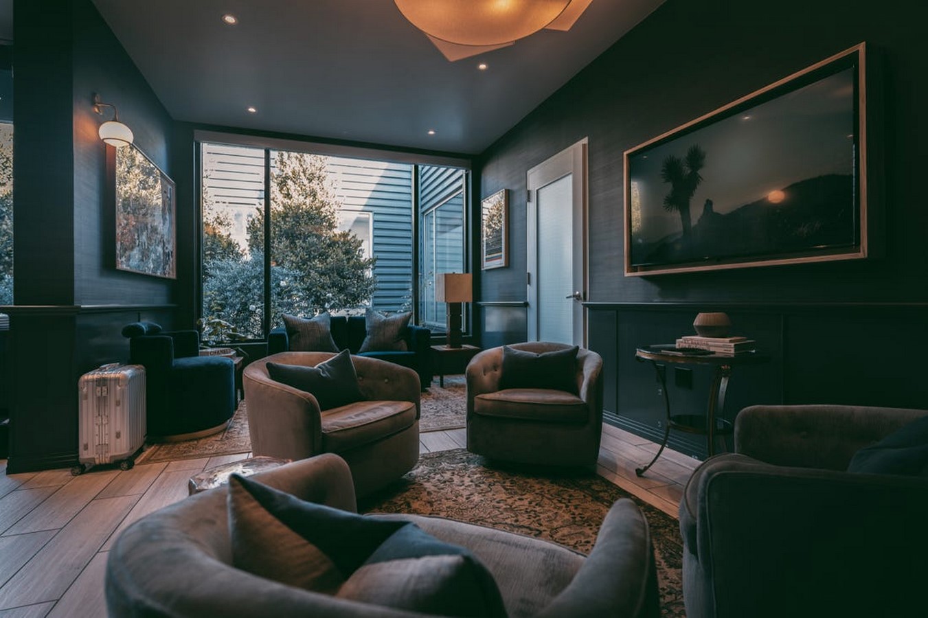 Private Suite, LAX, Los Angeles - Sheet2