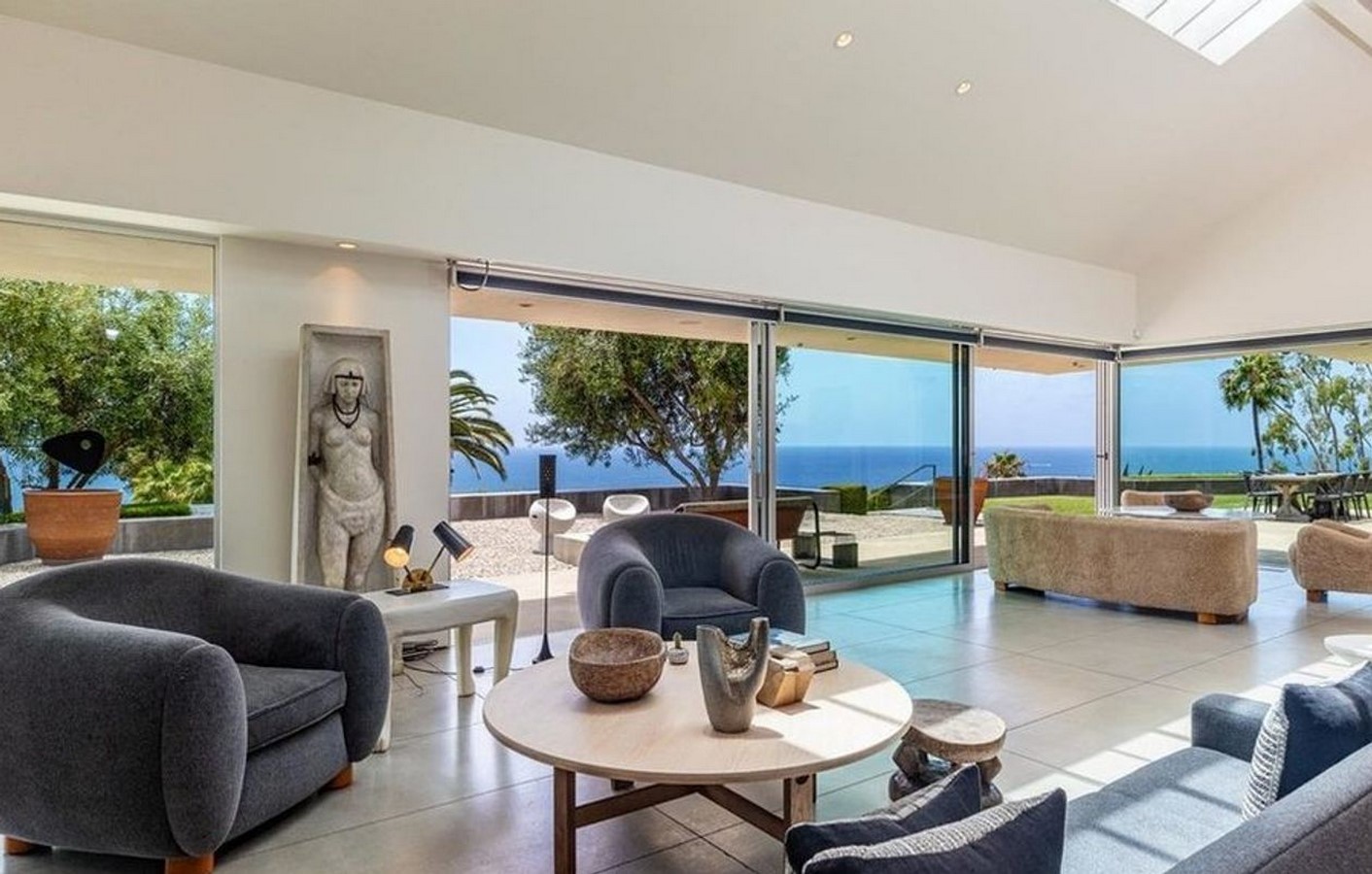 Ryan Murphy's Laguna Beach Residence - Sheet1