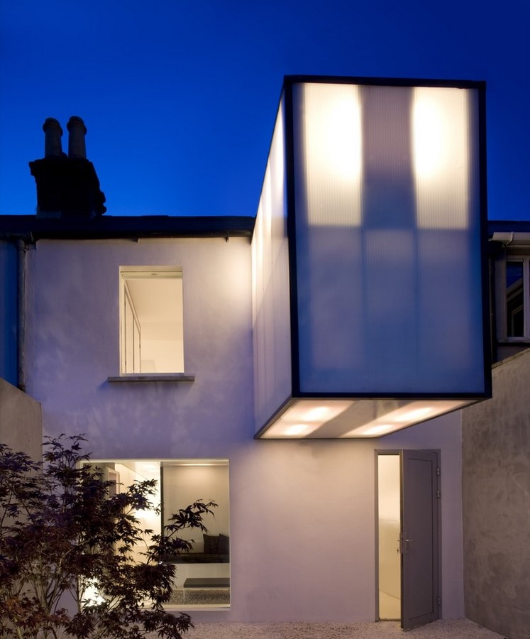 15 architectural projects made out of recycled materials