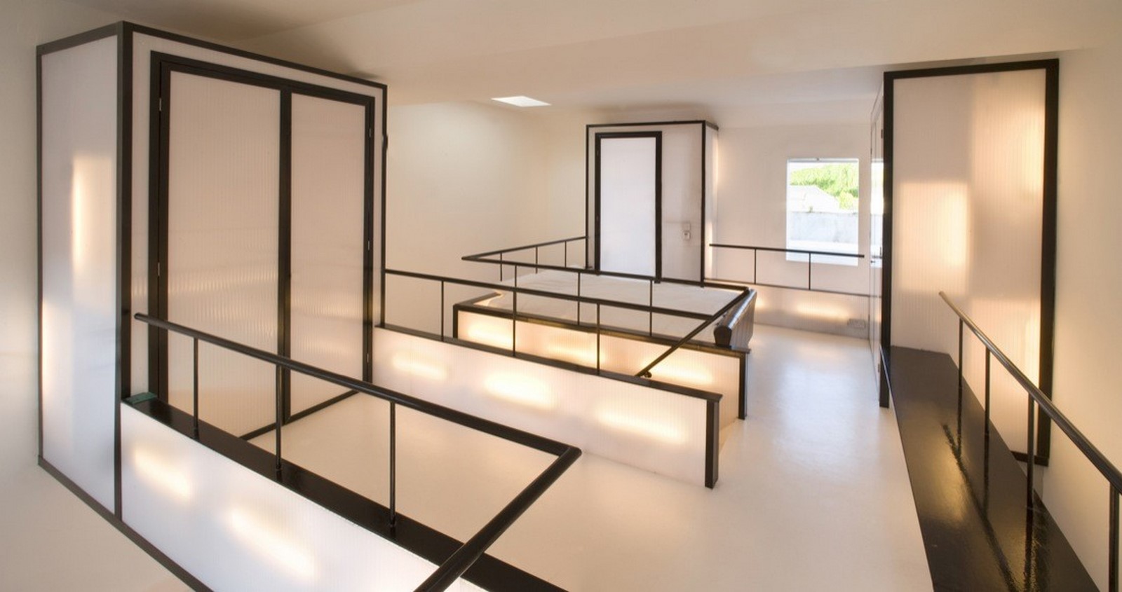 15 architectural projects made out of recycled materials