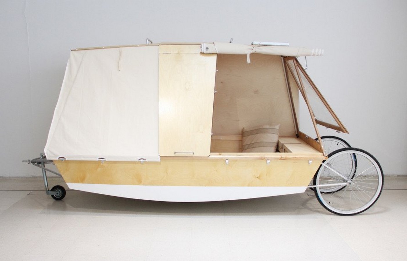 Nomadic Water Bed - Sheet2