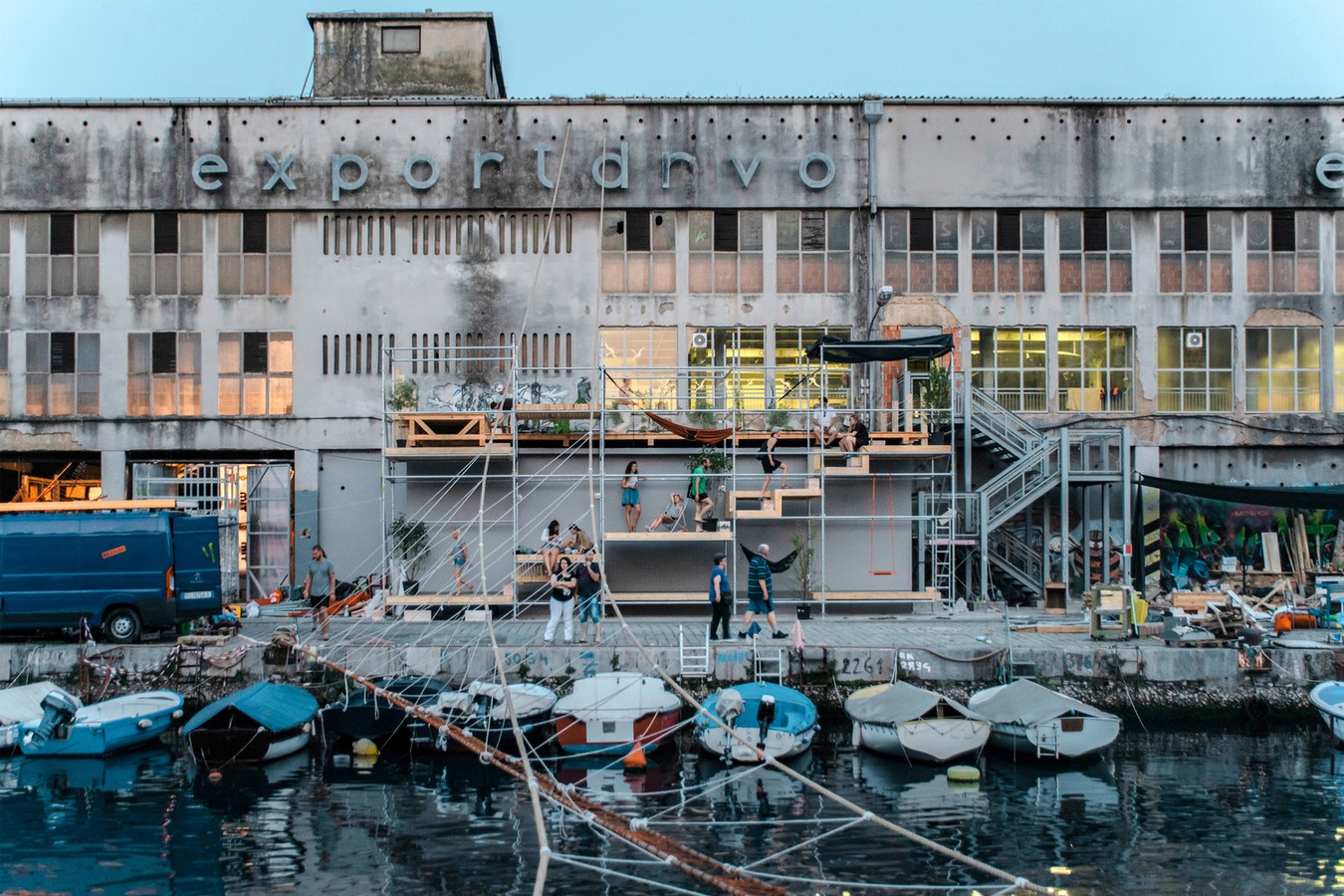 Urban regeneration through public space - Sheet10