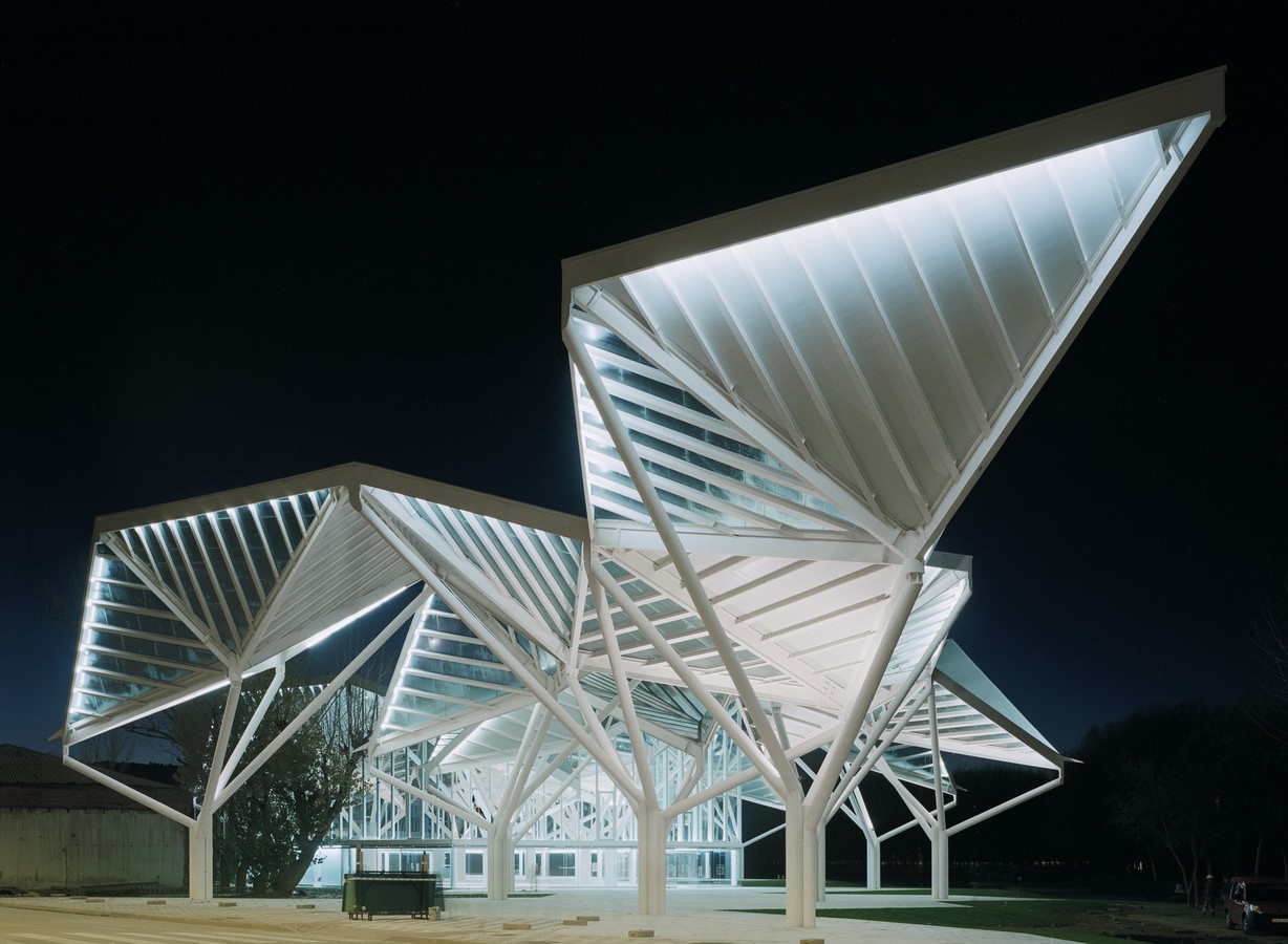 10 Examples where Origami meets Architecture - Sheet9
