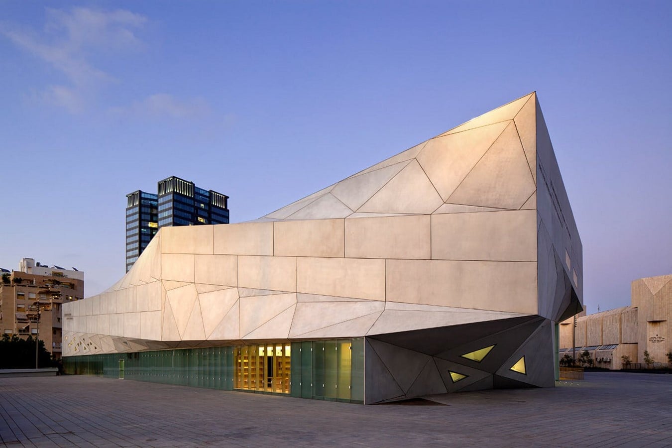 10 Examples where Origami meets Architecture - Sheet7