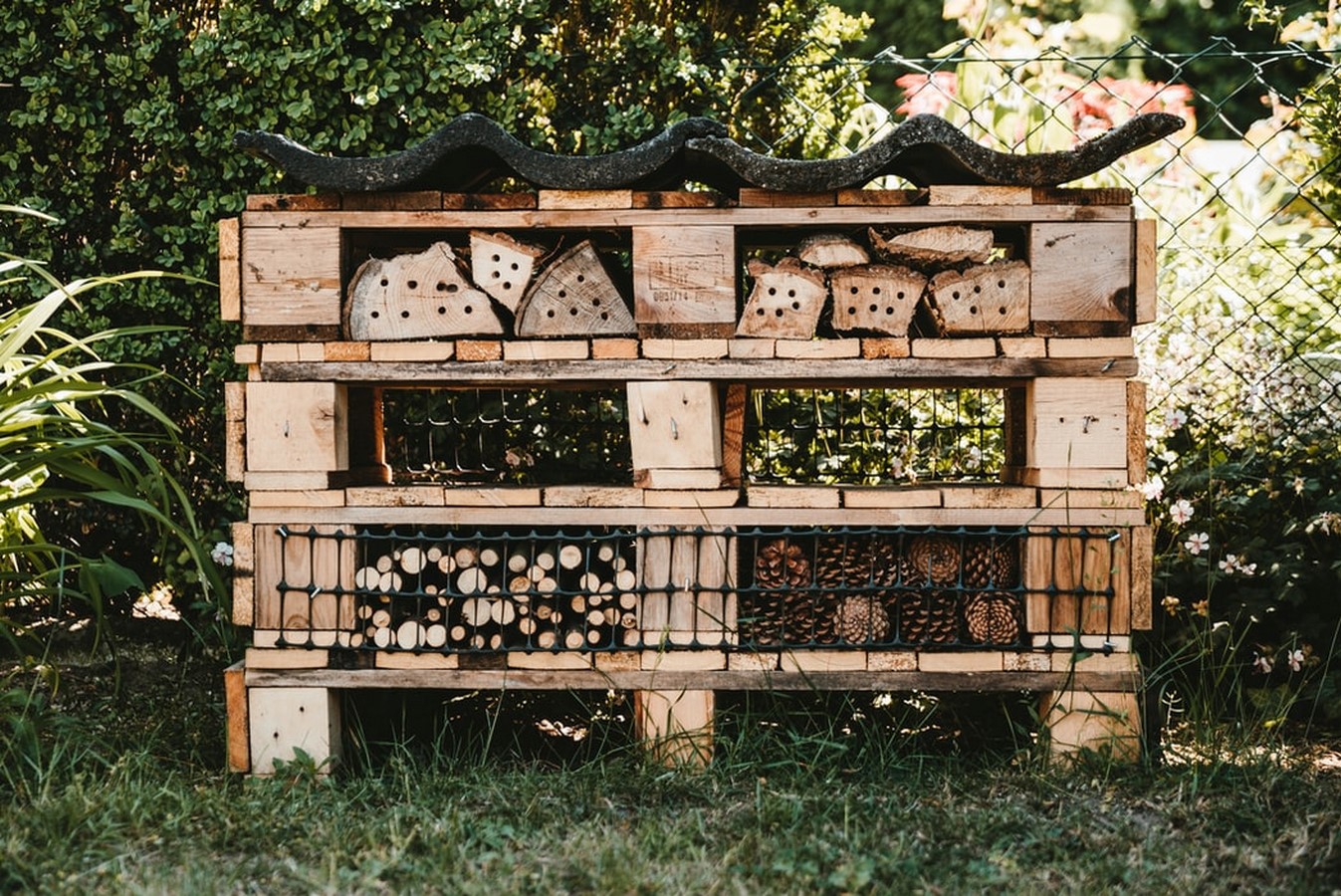 40 Ways to reuse wooden pallets - Sheet23