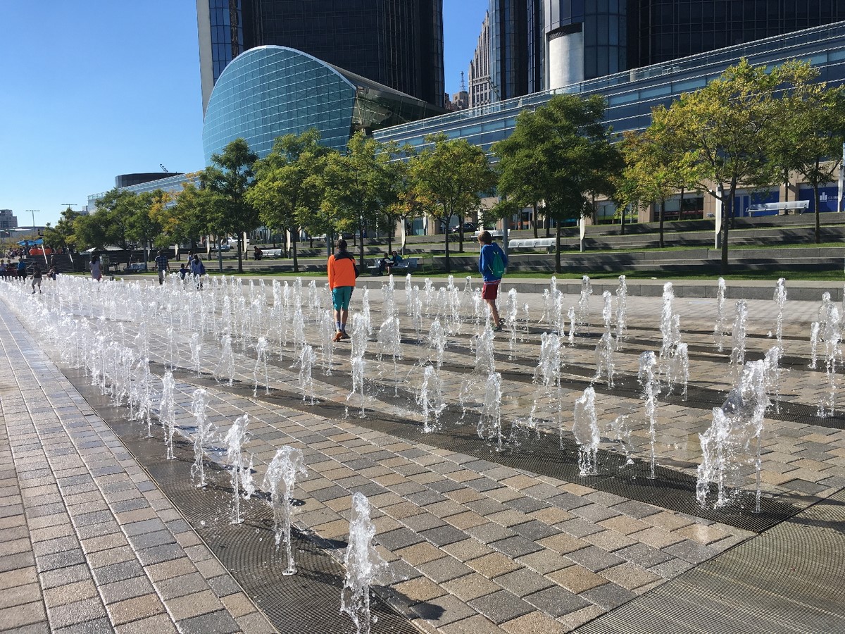 Water Spouts at Detroit Riverfront_©Tricia J