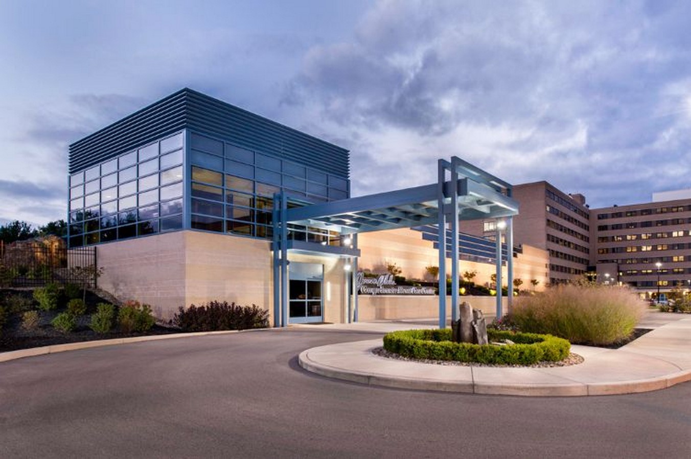 Joanie comprehensive breast care center _©http://www.strolloarchitects.com/