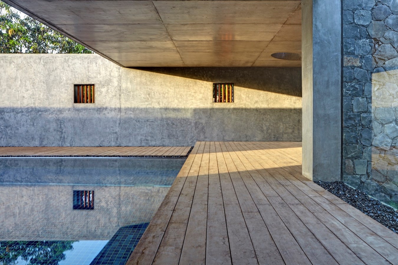 Three Court House, Alibag by Rahul Mehrotra: Settled with Harmony - Sheet8