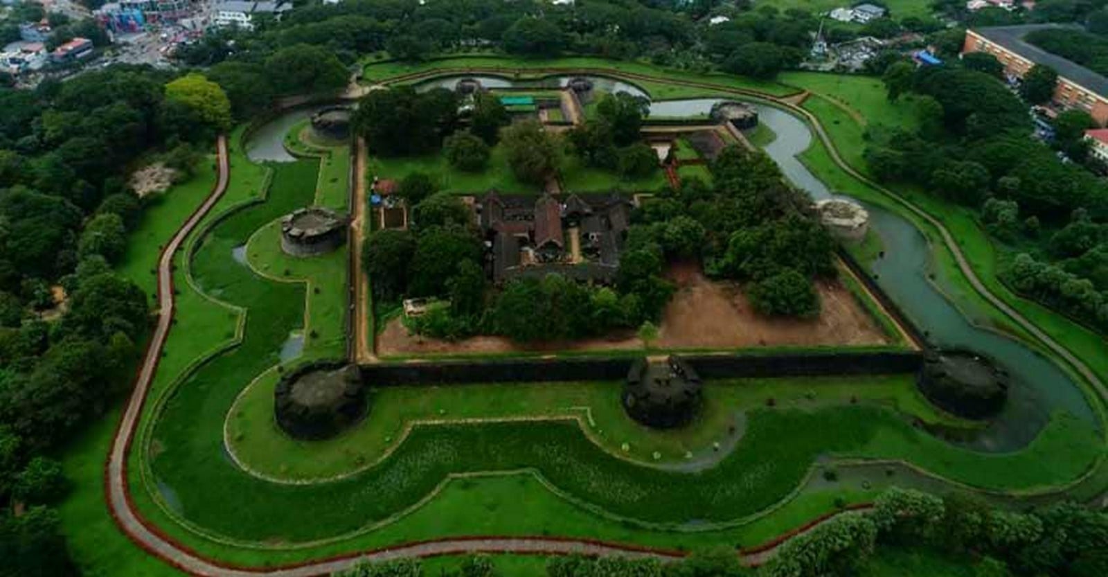 Best places to visit in Kerala