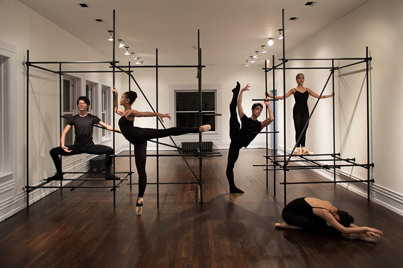 Architecture‌ ‌and‌ ‌Dance‌:‌ ‌A‌ ‌dialogue‌ ‌between‌ ‌spatiality‌ ‌and‌ ‌movement‌ - Sheet3
