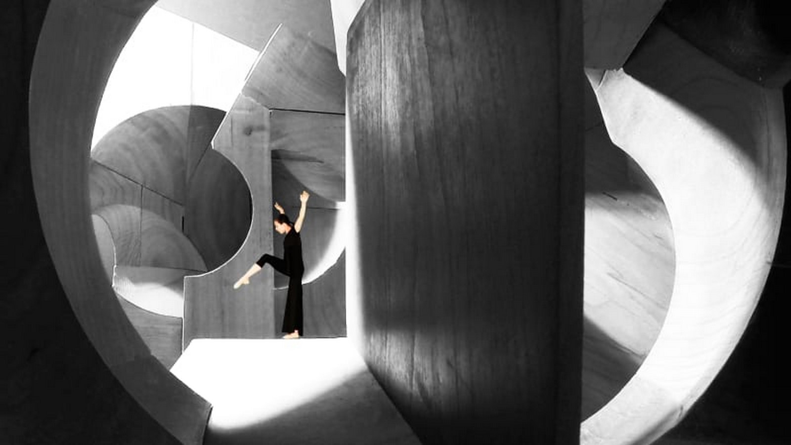 Architecture‌ ‌and‌ ‌Dance‌:‌ ‌A‌ ‌dialogue‌ ‌between‌ ‌spatiality‌ ‌and‌ ‌movement‌ - Sheet4