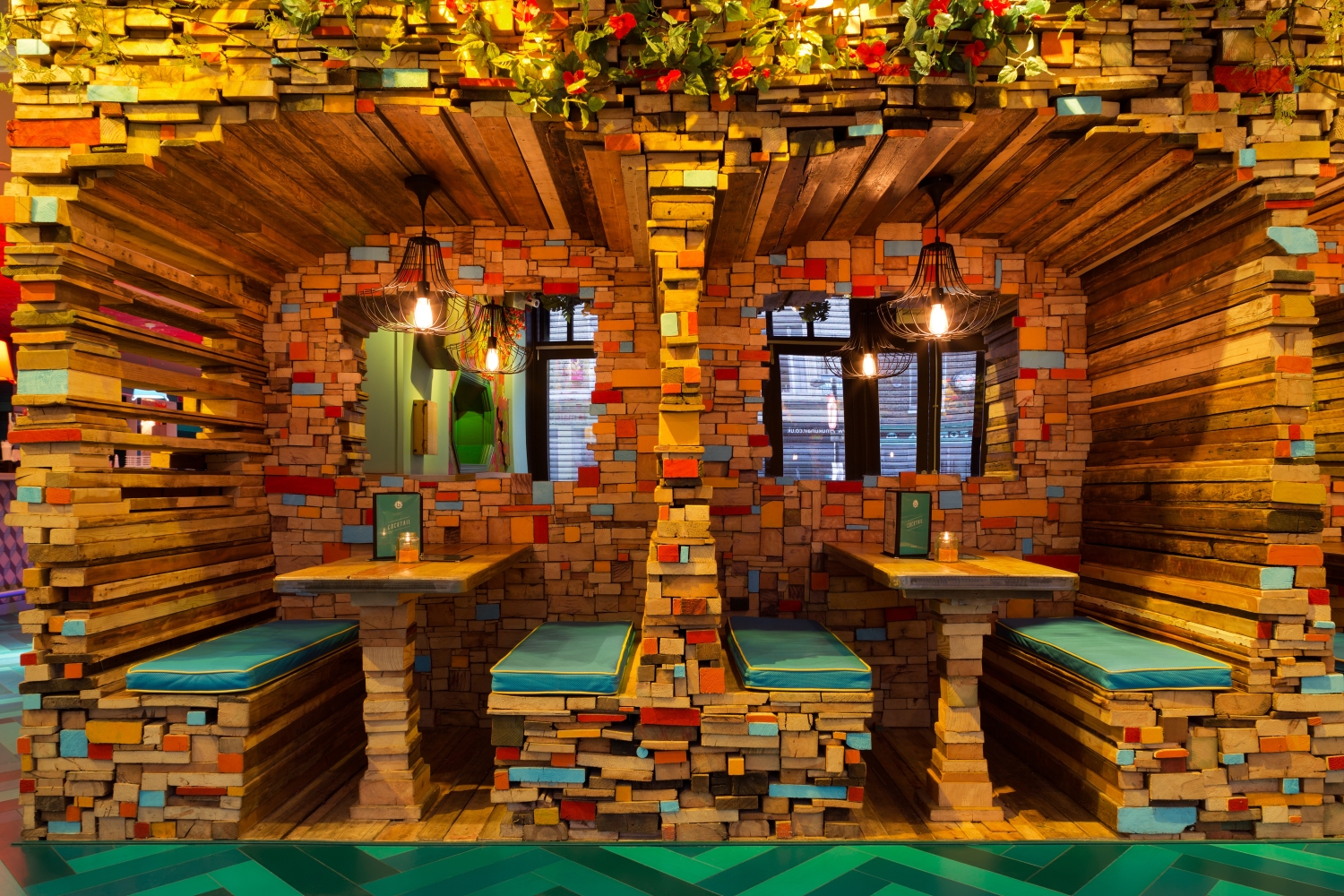 50 Top Restaurants with beautiful Interior Design