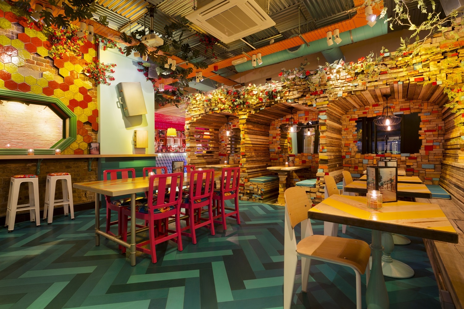 50 Top Restaurants with beautiful Interior Design