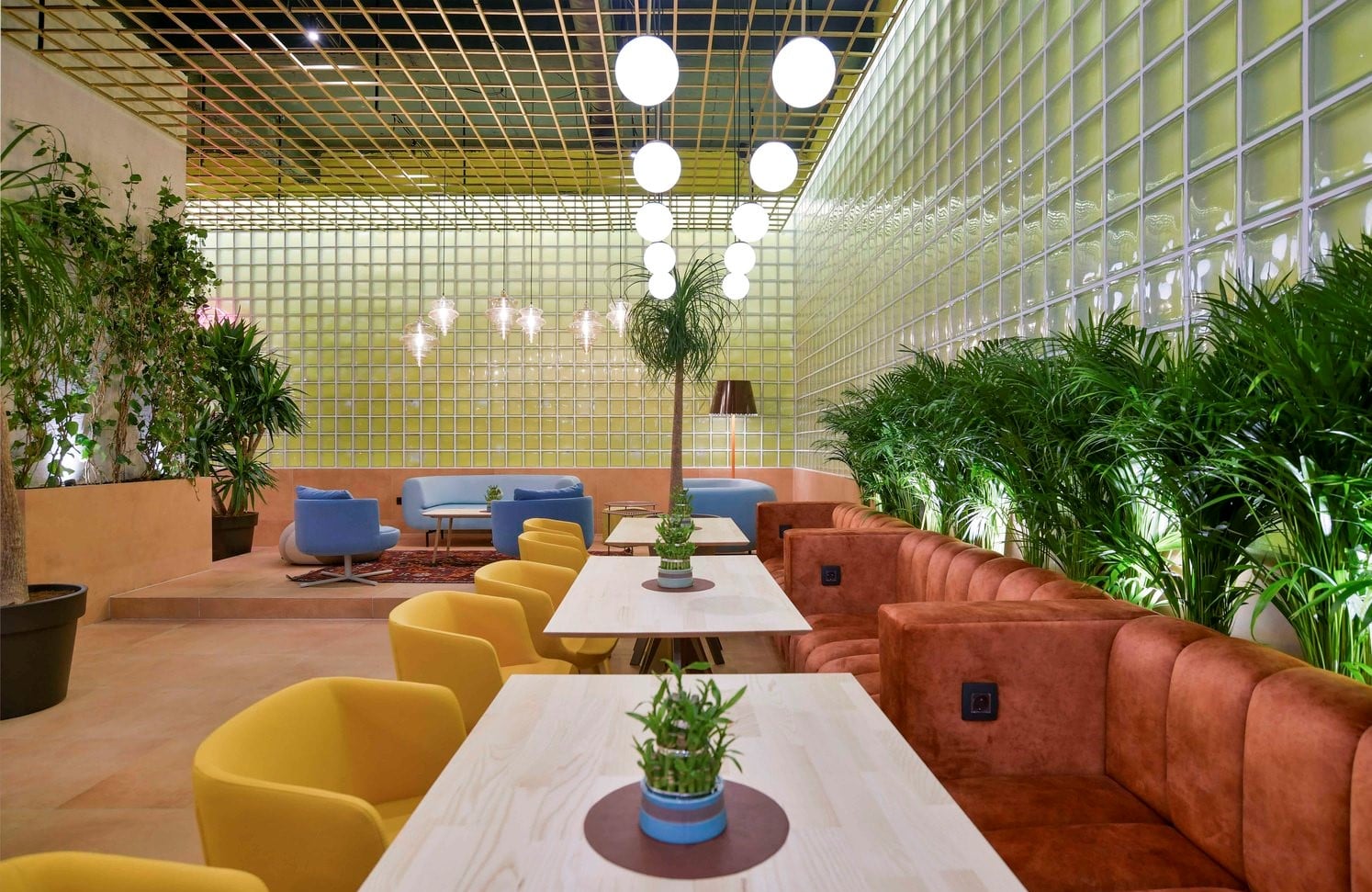 50 Top Restaurants with beautiful Interior Design