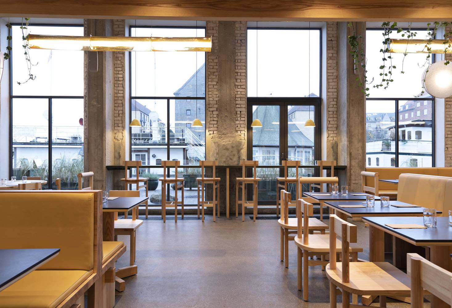 50 Top Restaurants with beautiful Interior Design