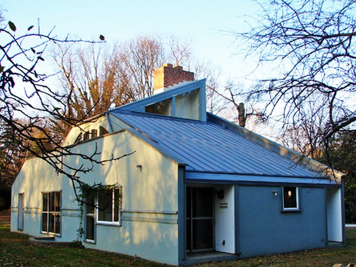Architectural theoretician: Robert Venturi - Sheet2