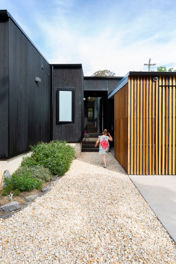 5084 Charred Timber House by Rob Henry Architects: Sheet 12