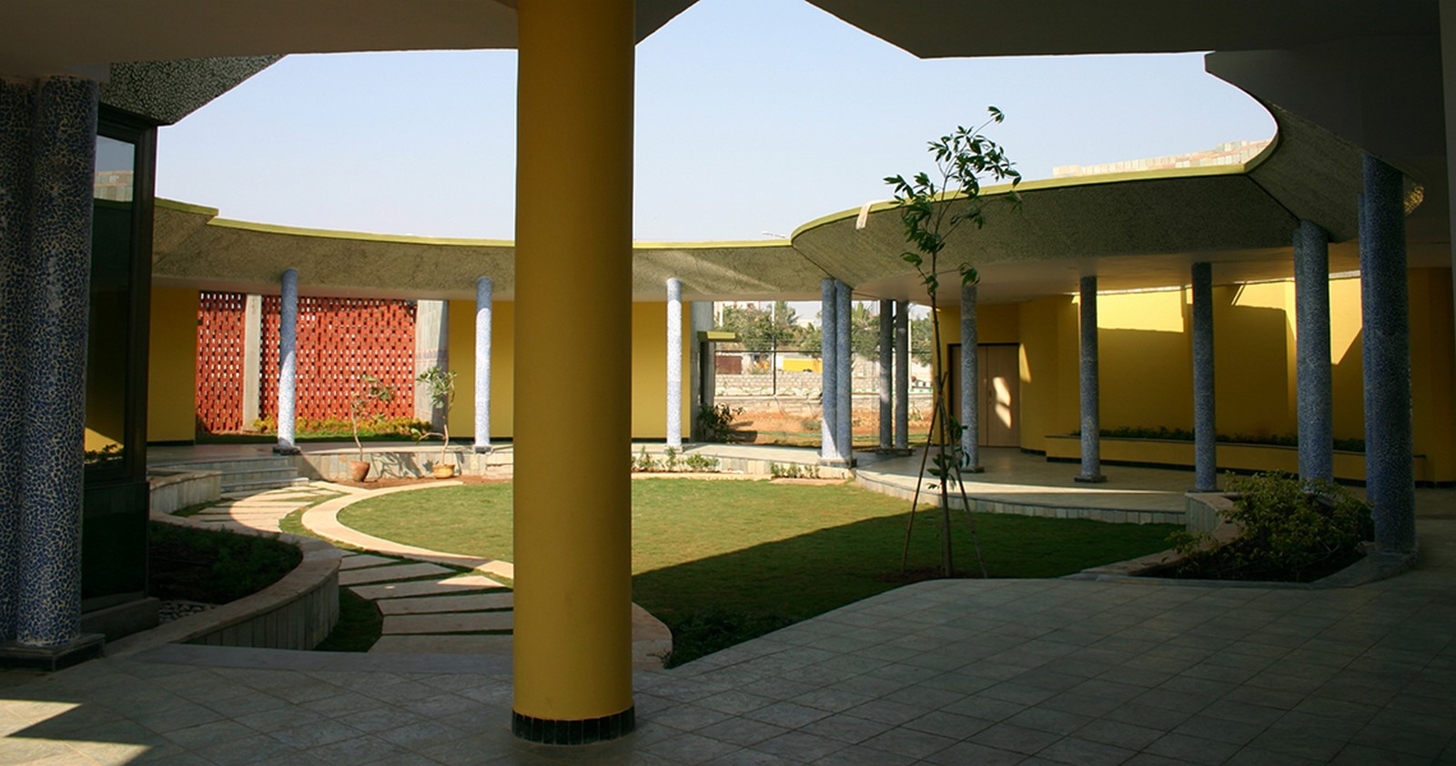 CII-Sohrabji Godrej Green Business Centre by Karan Grover and