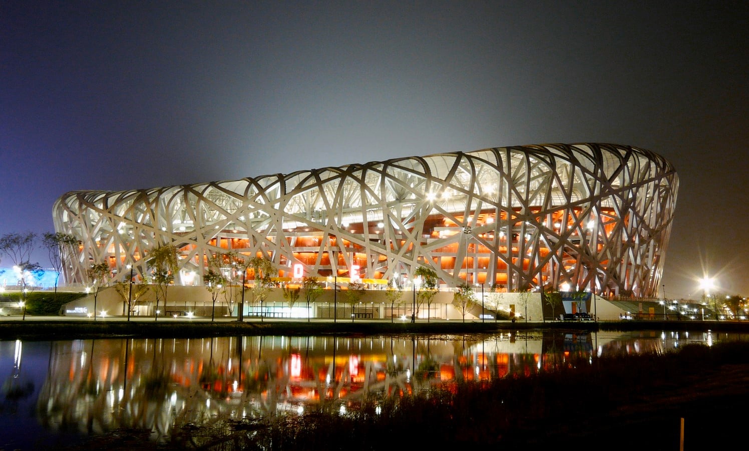 Is Sustainability through biomimicry possible? - Sheet2